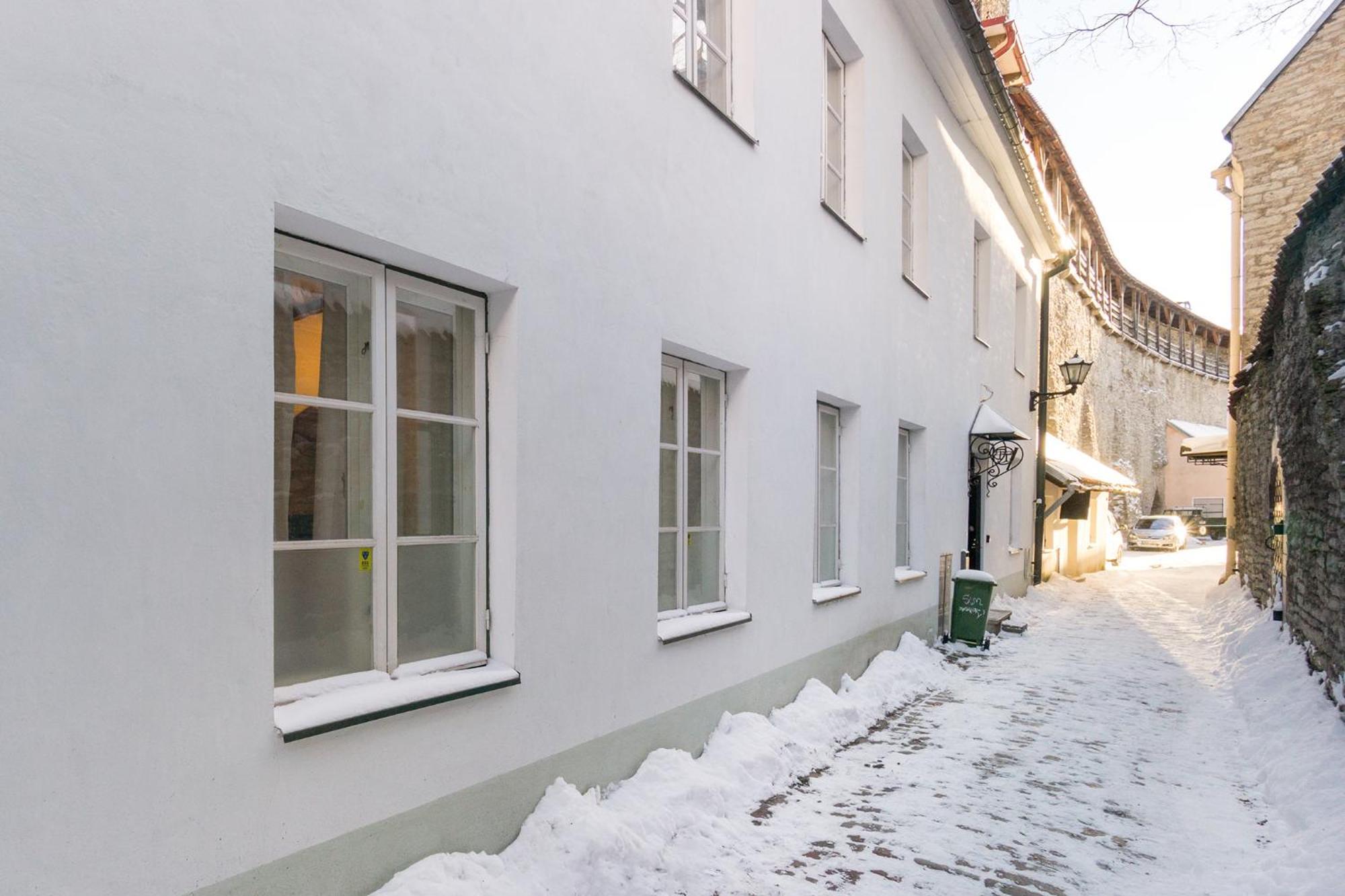 Exclusive House In Old Town Ваканционна къща Талин