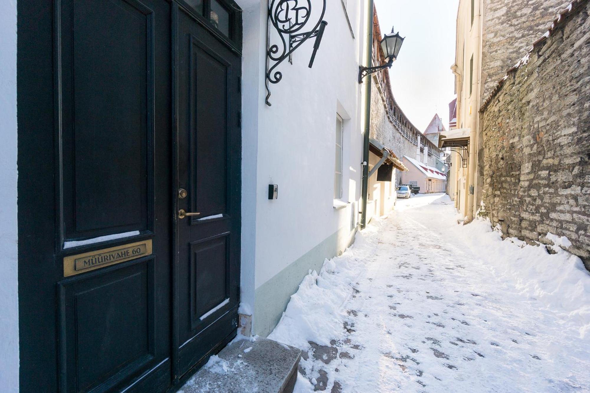 Exclusive House In Old Town Талин