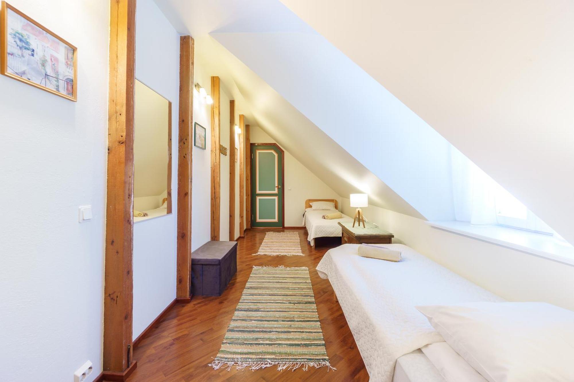 Exclusive House In Old Town Ваканционна къща