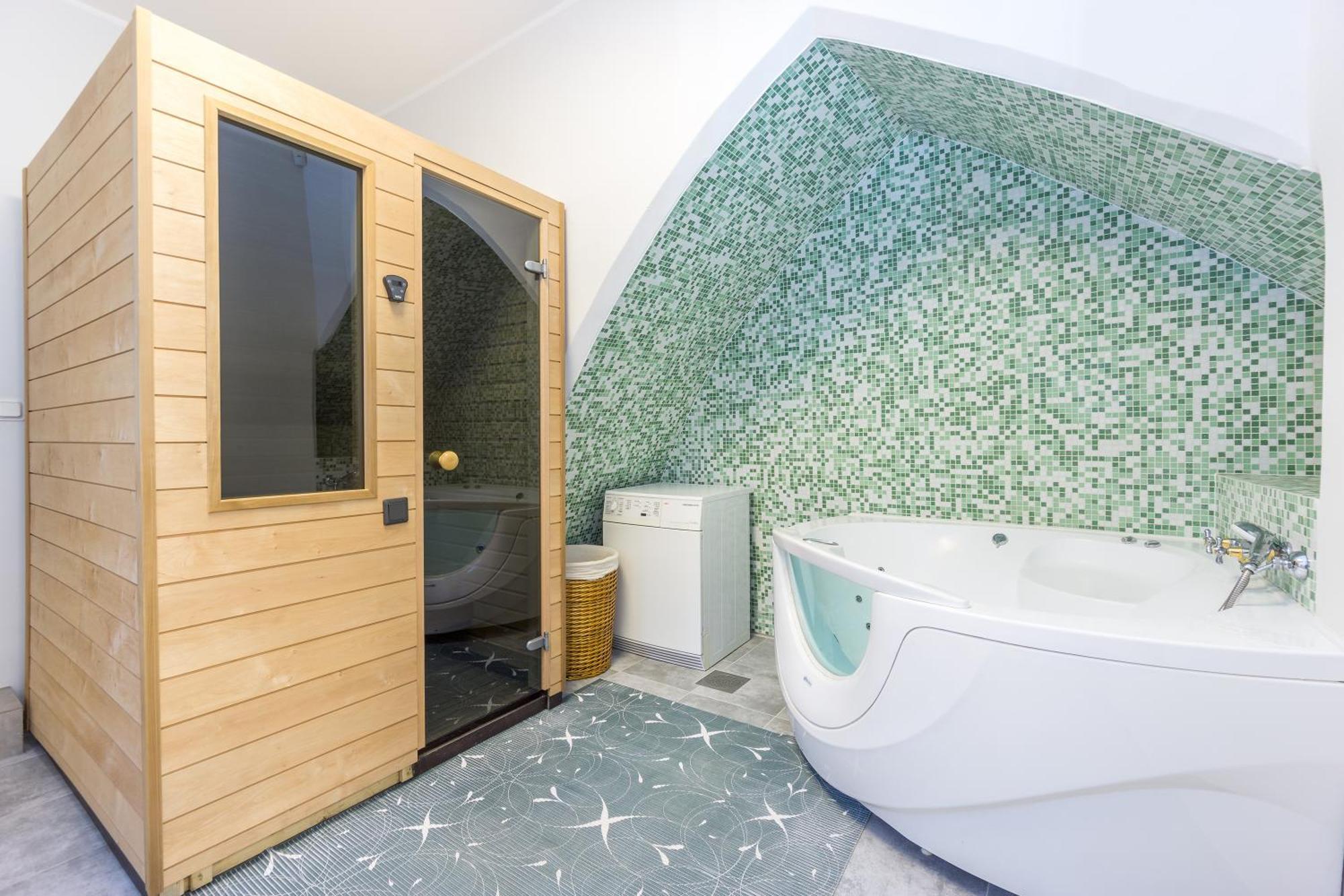 Exclusive House In Old Town Ваканционна къща *