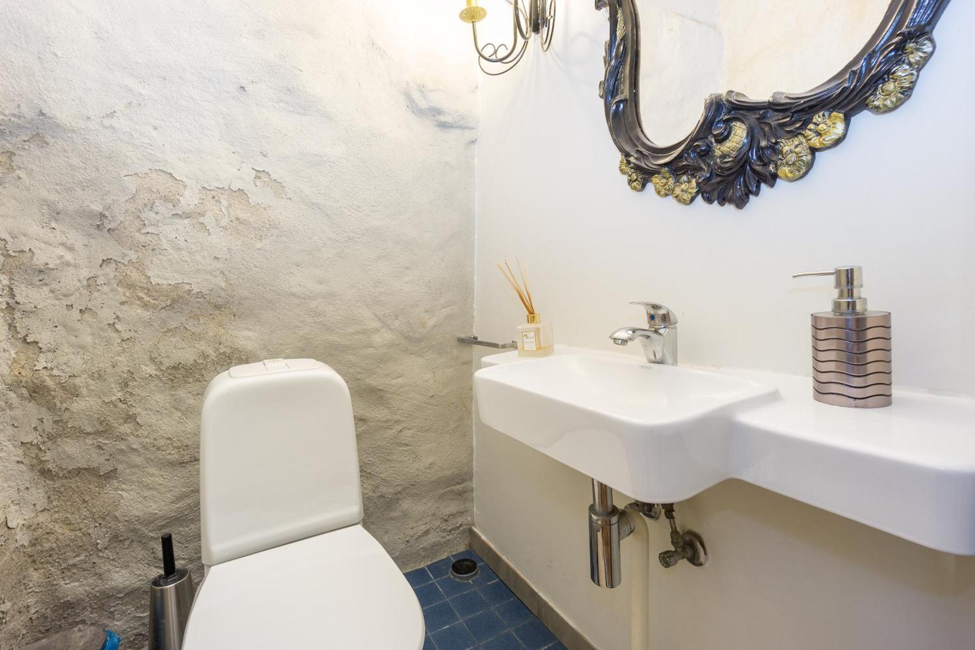 Exclusive House In Old Town Талин